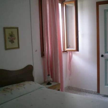 Il Giardino Castro (Lecce)